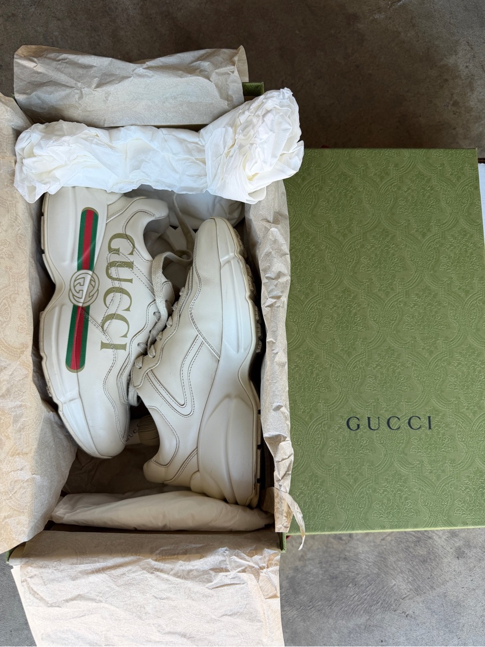Gucci White Leather Men's Sneakers with Green-Red Web Stripe